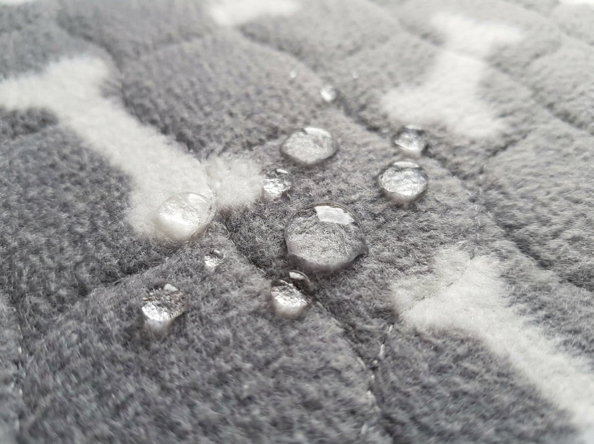 Close-up of liquid soaking into the HiSnoot Pad